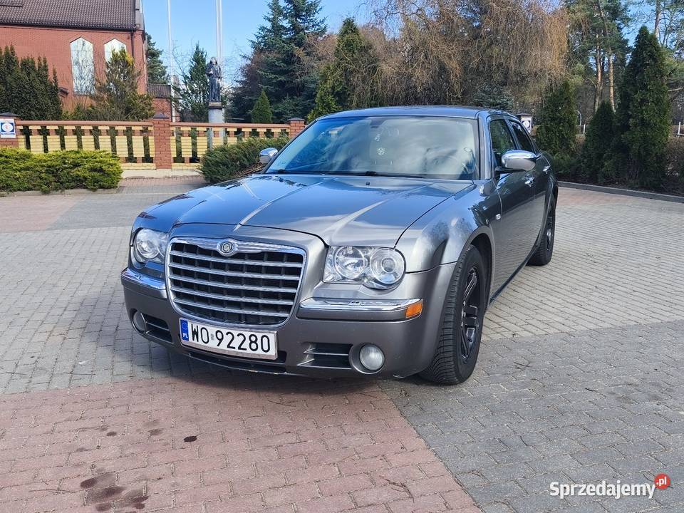 Chrysler 300c 30CRD Salon Polska 300 zamiana Rok produkcji 2006 Chrysler Ostrołęka