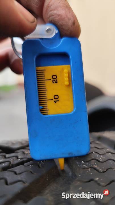 Opony Zimowe Kumho IZen RV 27540ZR20 Pruszków