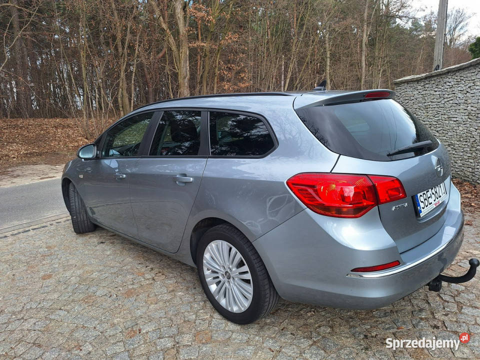 Opel Astra Sport Tourer 14 Turbo Edition J Astra Siewierz