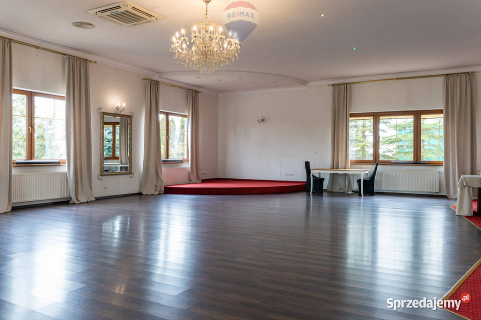 OBIEKT USŁUGOWY DO ADAPTACJI W SĄSIEDZTWIE 684.9m2 mazowieckie Zakroczym