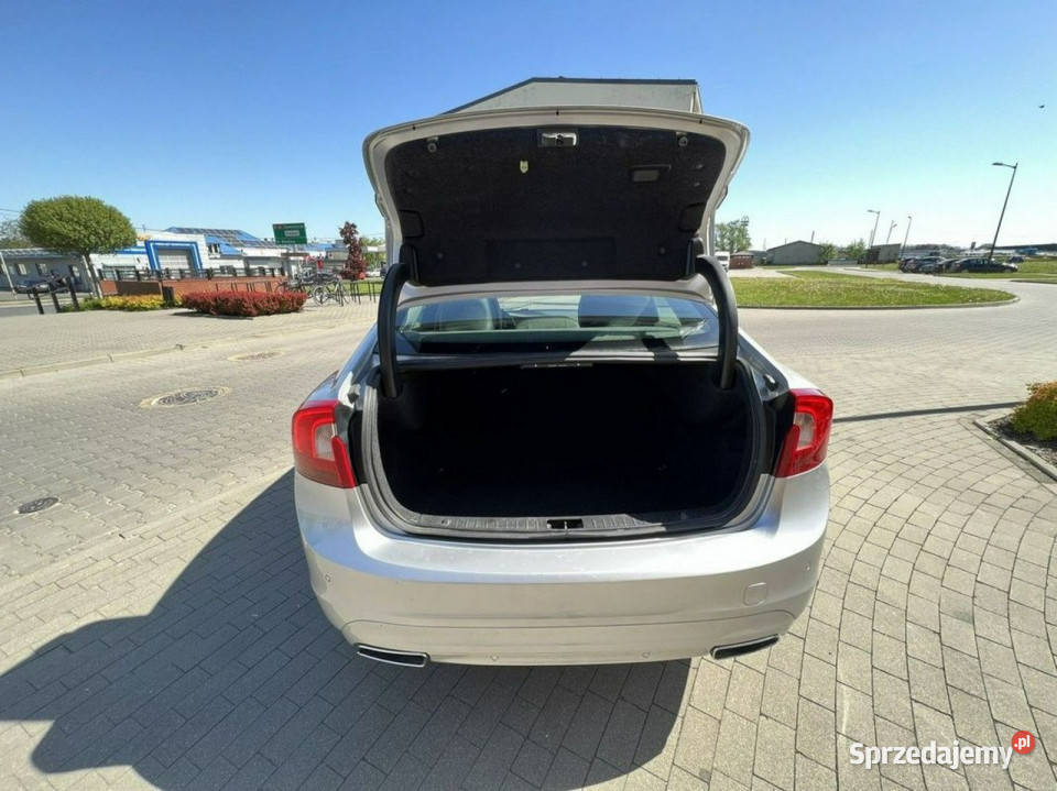 Volvo S60 25T T5 AWD KeyLess Go Skóra Alu 4x4 II światła LED S60 Sokołów Podlaski
