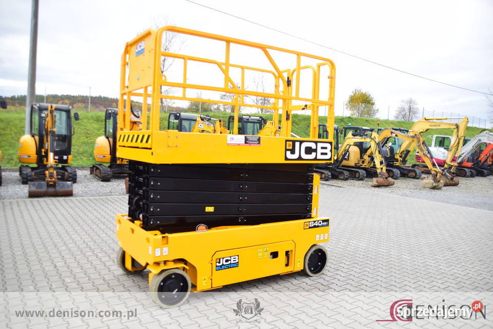 Podnośnik nożycowy elektryczny JCB S4046E Suchoraba