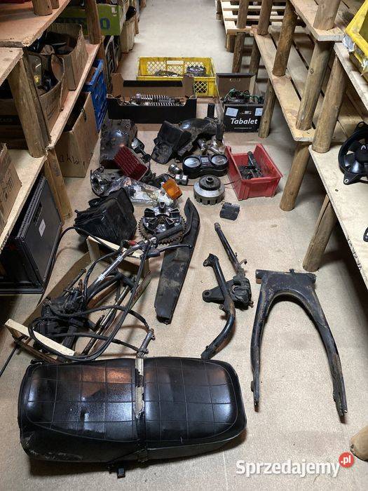 Honda CB750 BoldorCzęści 1981r Moduł kanapa wielkopolskie