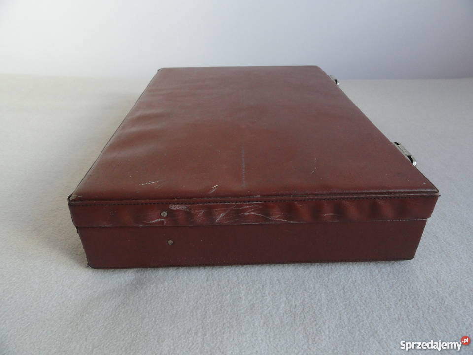 Neseser aktówka walizka PRL Kołobrzeg