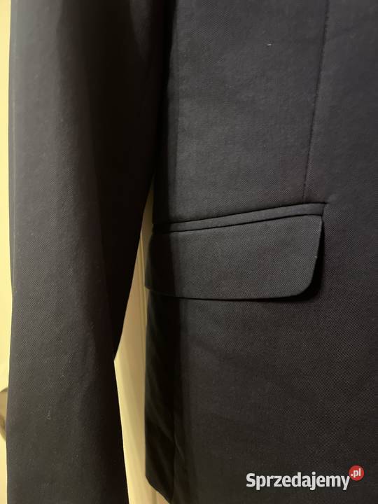 Garnitur męski Aljeka granatowy 188 Odzież wyjściowa sprzedam