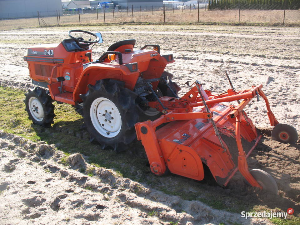 Kubota B40 ładna glebogryzarka pod tur do ogrodu Mroków
