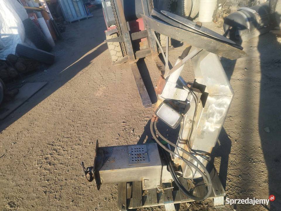 Mechanizm rozsiewacz soli nawozu piasku nasion Pozostałe Strzyżew