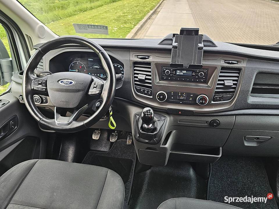 Ford TRANSIT 20 L2H2 Euro6 Trekhaak blaszak 4x2
