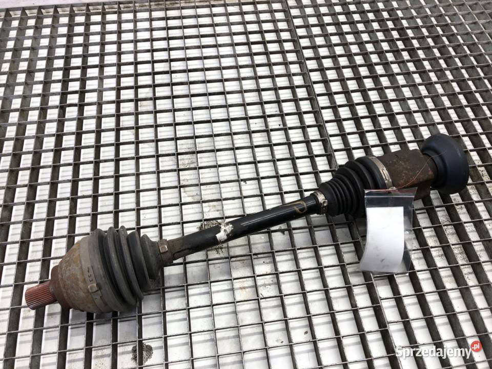 PÓŁOŚ PRAWY PRZÓD AUDI TT 8S 25 400 PRZEGUB