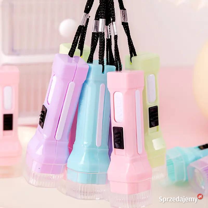Mini latarka LED z zawieszką sprzedam
