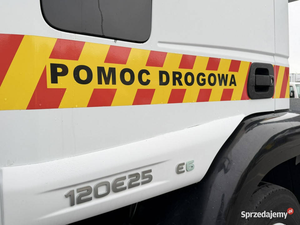 Iveco EUROCARGO 120E25 E6 Laweta Zagłebiana świętokrzyskie Widełki