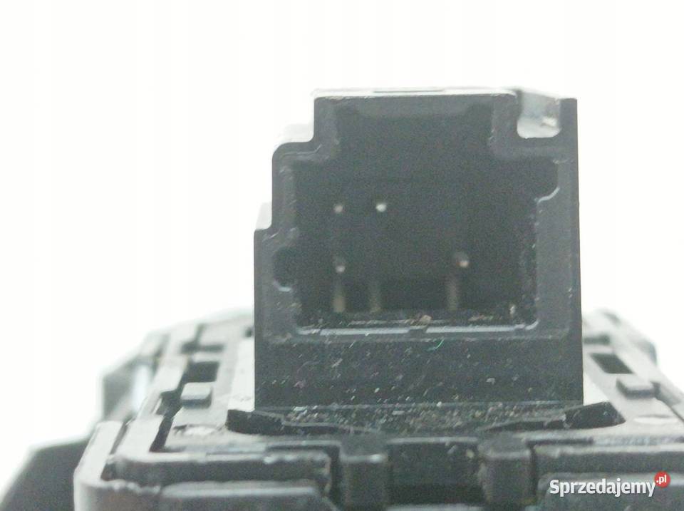 PRZEŁĄCZNIK SZYB PRAWY PRZÓD P254218388R Dacia