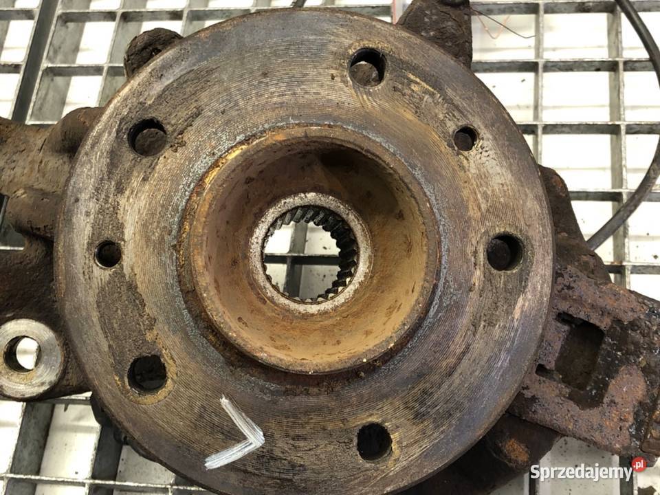 ZWROTNICA LEWY PRZÓD RENAULT SCENIC III 14 131 sprzedam