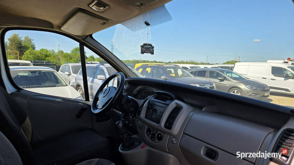 Opel Vivaro long klima Opel Chełm Śląski