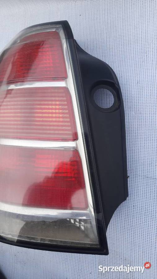 lampa tylna lewa Opel Zafira B oryginał Dębno