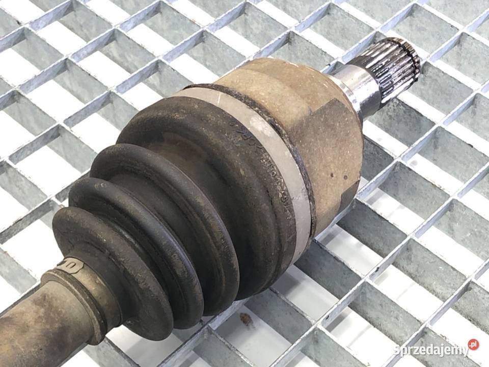 PÓŁOŚ PRAWY PRZÓD KIA VENGA 16 116 PRZEGUB osobowe