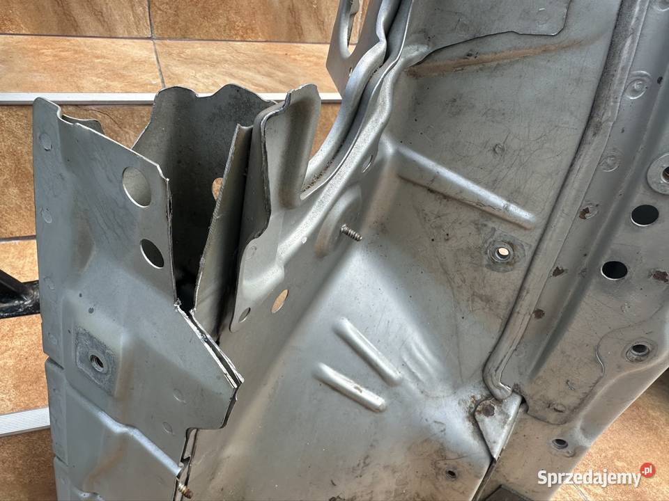 Podłużnica fartuch Volvo S60 24T5 260 2007r świętokrzyskie