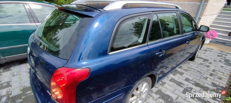 Toyota avensis D4D Zamość