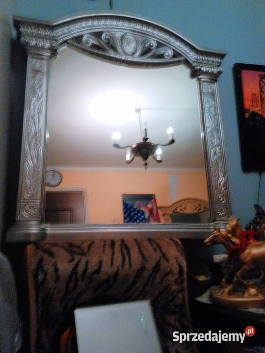 Majestatyczne lustro Porcelana i szkło