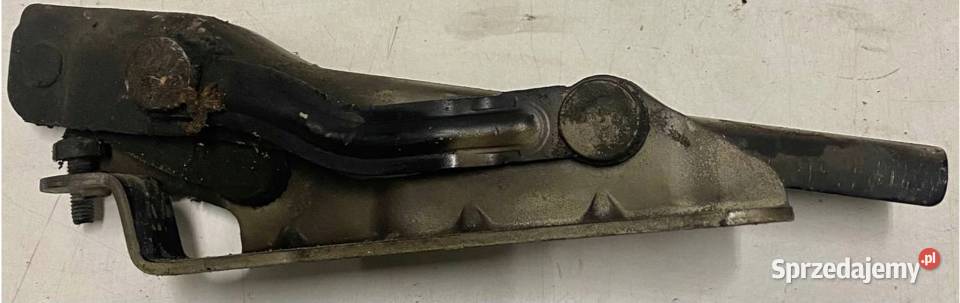 PRAWY ZAWIAS MASKI SKODA OCTAVIA II LIFT Chełm