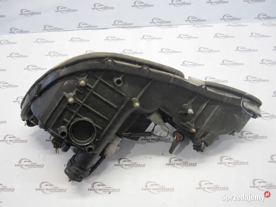 LEXUS GS II 01r lampa prawa przód 30233A 30234A osobowe