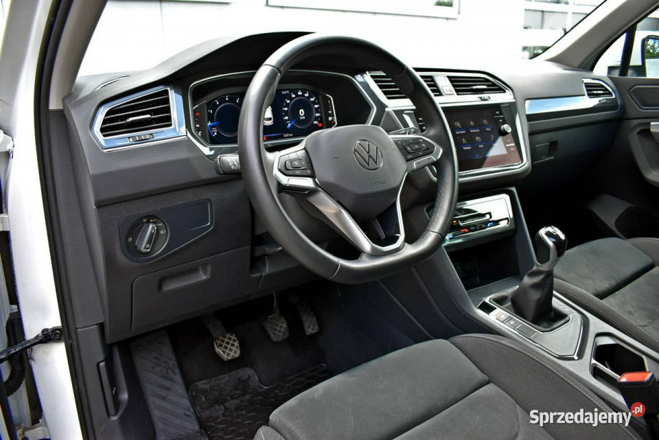 Volkswagen Tiguan Bezwypadkowy Salon Polska Łódź