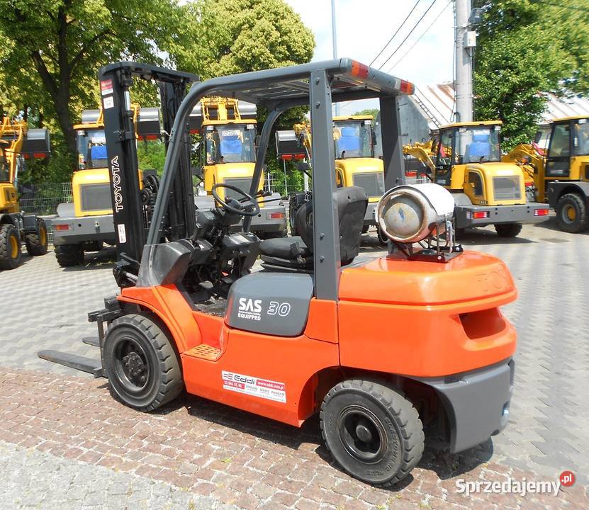 wózek widłowy Toyota 027FGF30 LPG 3 t duplex 33 Kęty