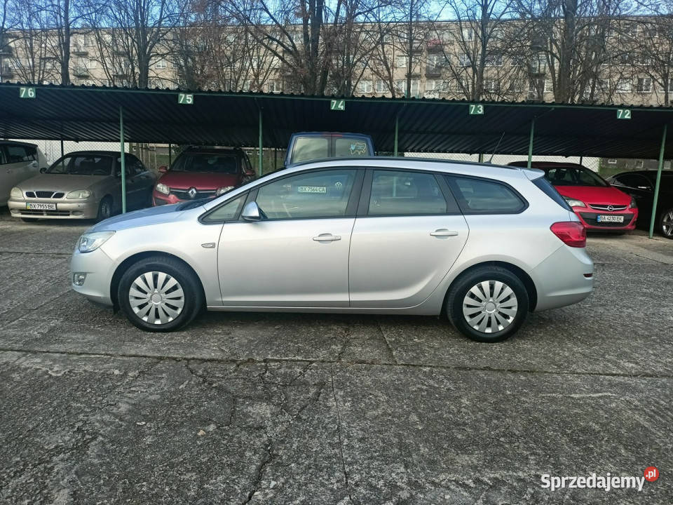 Opel Astra zadbany serwisowany zarejestrowany kurtyny powietrzne Tomaszów Mazowiecki