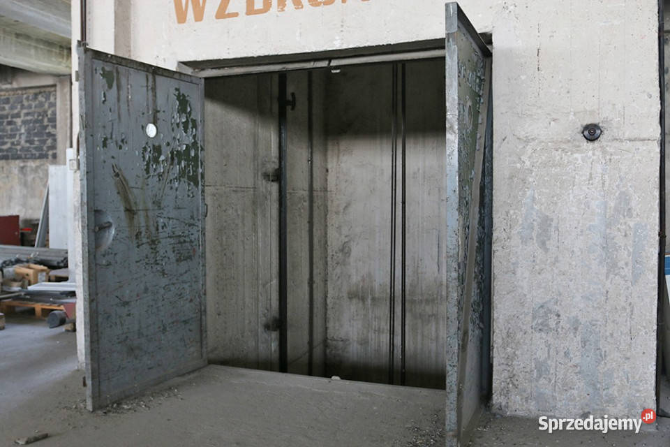 Budynek przemysłowy z działką budowlaną Sprzedaż śląskie Bytom