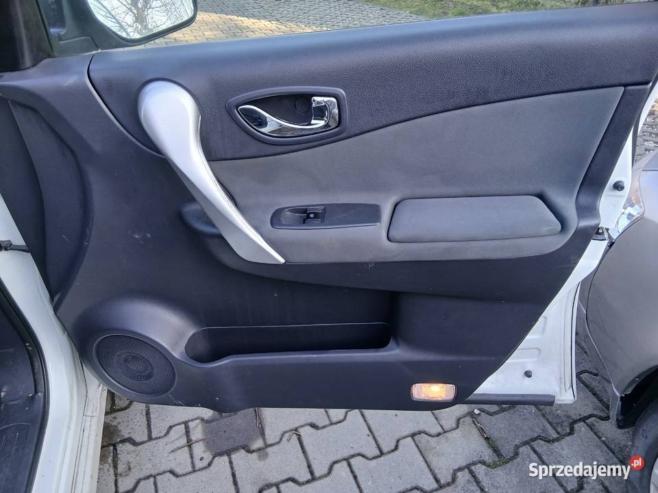 Boczek drzwi Renault Koleos 2010 prawy przód Rok produkcji 2010 Szczerbice sprzedam