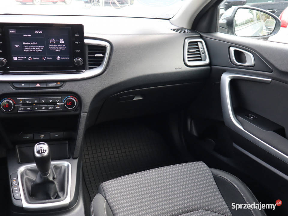 Kia Ceed 15 TGDI MHEV isofix Katowice