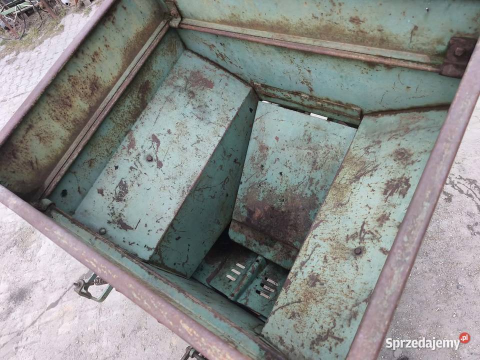 Sadzarka do ziemniaków Siewniki i sadzarki lubelskie Maszów