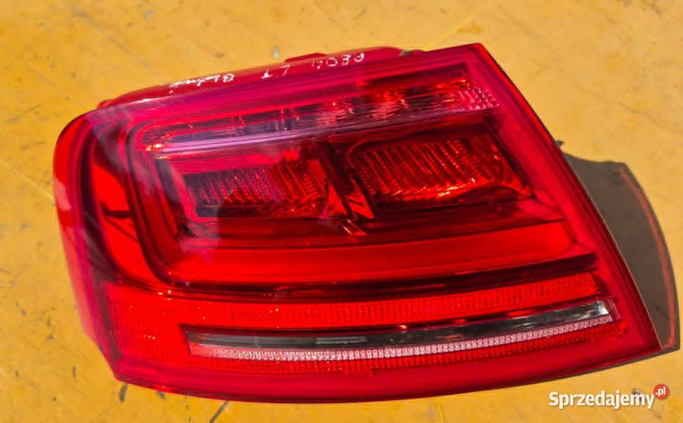 AUDI A8D4 2012 LAMPA LEWY TYL LED 4H0945095 mazowieckie Radom