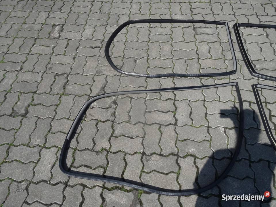 AUDI A8 D2 9902 USZCZELKA GUMA DRZWI PRZOD TYL