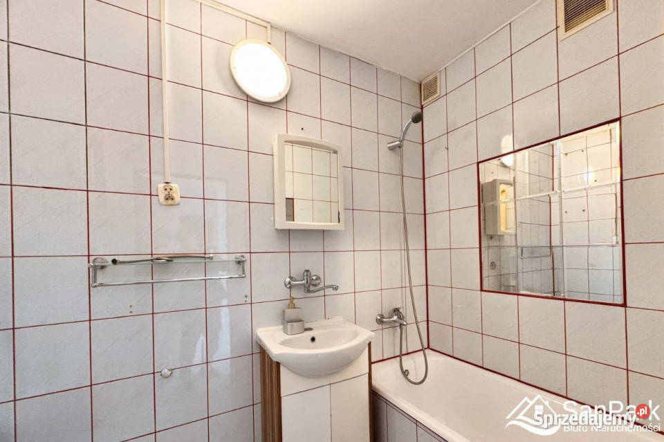 Mieszkanie Lesko 56m2 4pok sprzedam