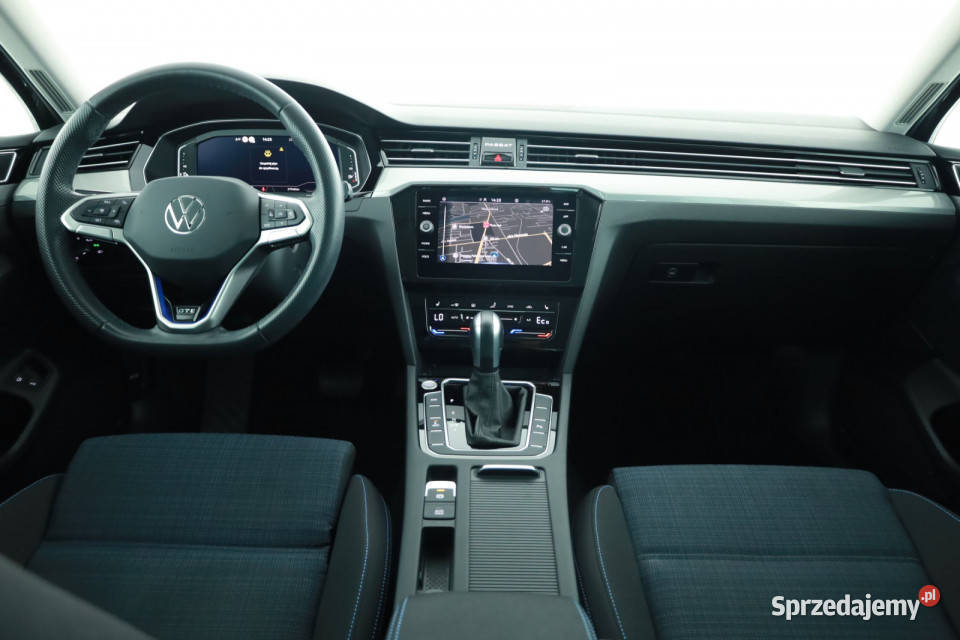 VW Passat 14 GTE światła przeciwmgielne