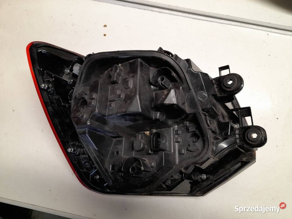 Audi Q2 lampa prawa tył tylna eu 81A945070B Goleniów