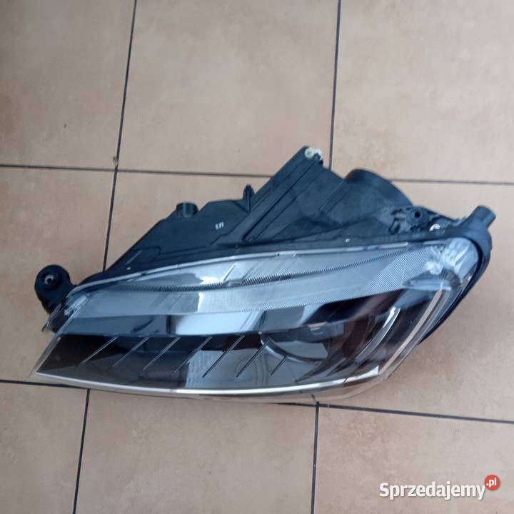 Skoda superb 3RSBixenon skrętny reflektor lewy Lampy przednie Wrocław