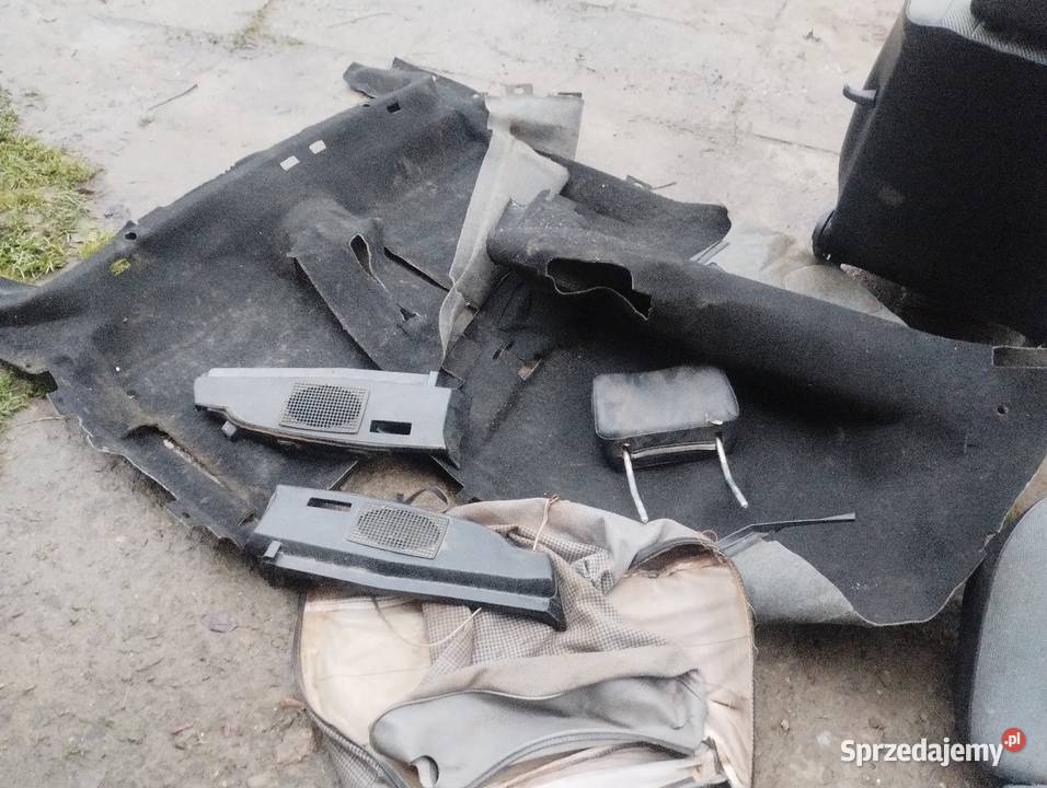 Golf 2 fotele kanapa boczki dywan