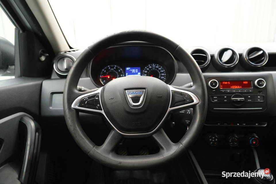 DACIA DUSTER 2021 146100 ccm 115 Warszawa
