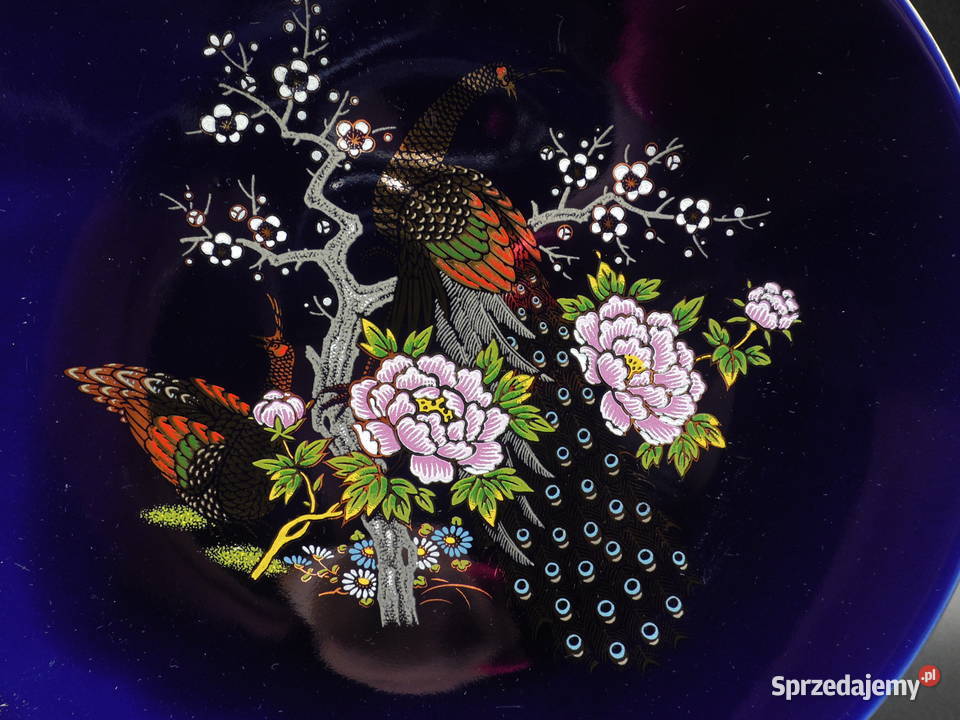 Japoński talerz z charakterystycznym motywem Raszków