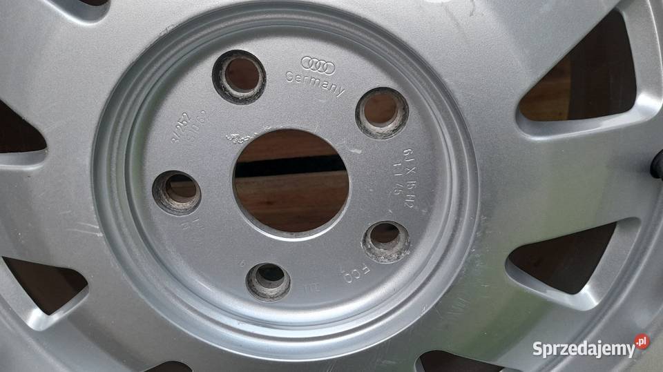 Koło felga aluminiowa audi Opona Dunlop sport wielkopolskie Garby
