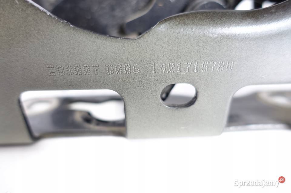 Mercedes W238 coupe ZAWIAS PRZEDNIEJ MASKI lewy Rudka