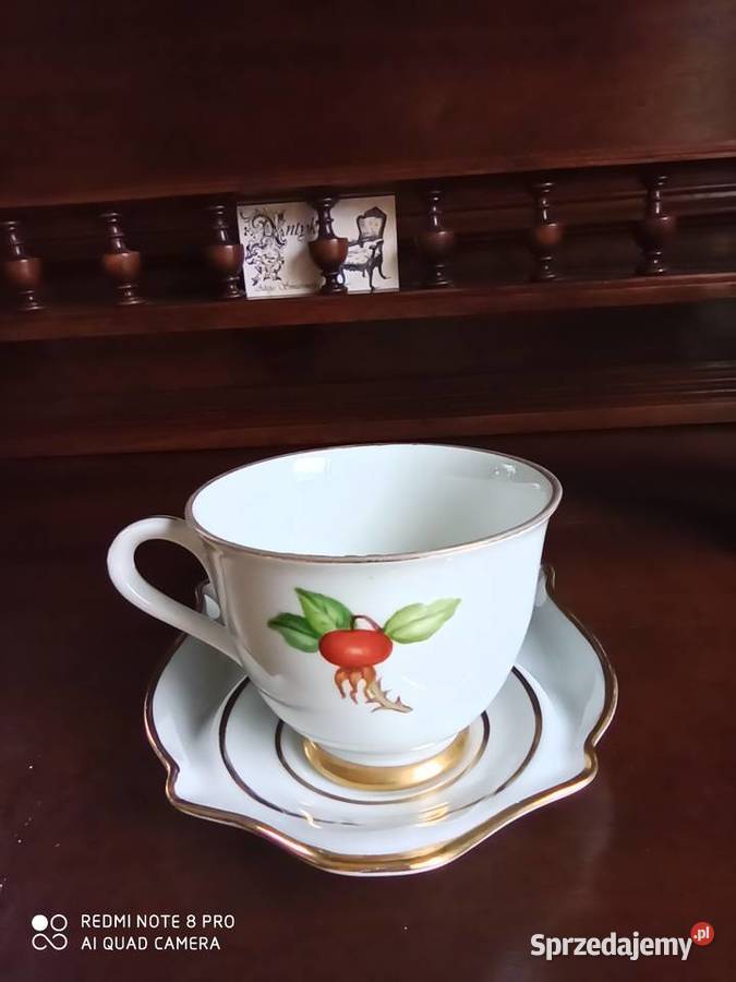 Filiżanka z gałązką głogu Na spodku talerzyku Gdańsk sprzedam