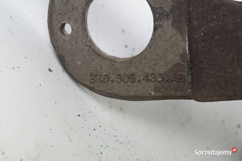 8K0501249F A4 B8 ZWROTNICA LEWA TYŁ Lipno sprzedam