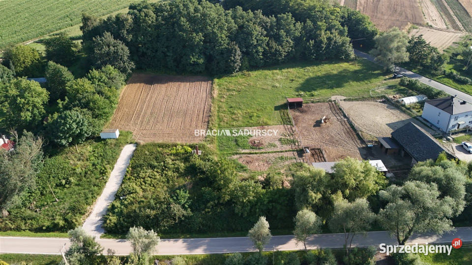sprzedaży gruntu Igołomia 1904m2
