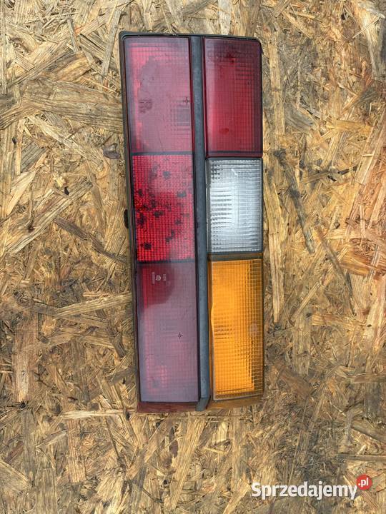 Lampa tylna prawa vw golf 1 łódzkie