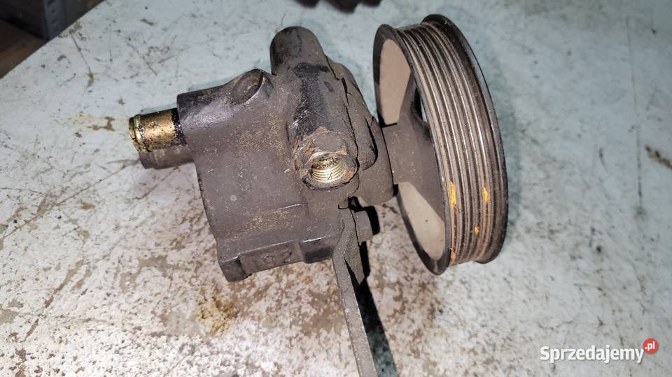 Pompa wspomagania Volvo 460 18 Łagów