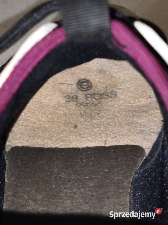stylowe sneakersy Pollini Obuwie sportowe Legionowo sprzedam