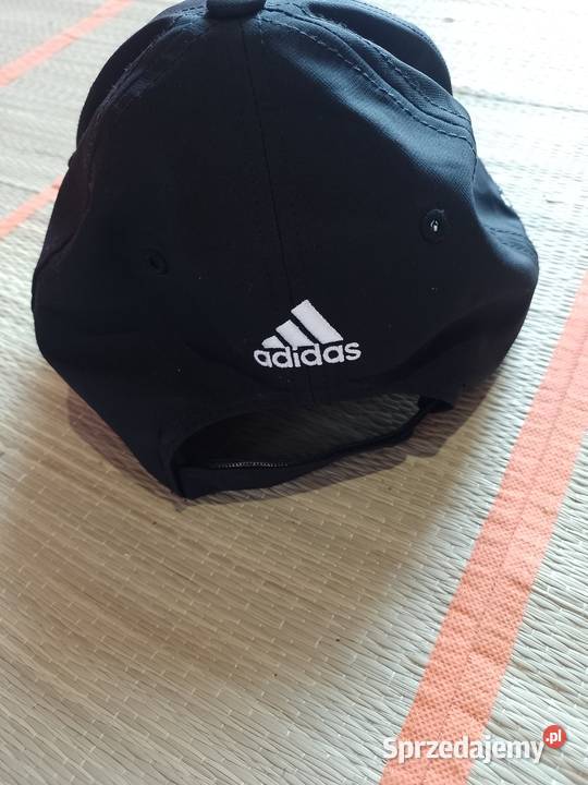 MercedesBenzCzarna czapeczka z daszkiem z